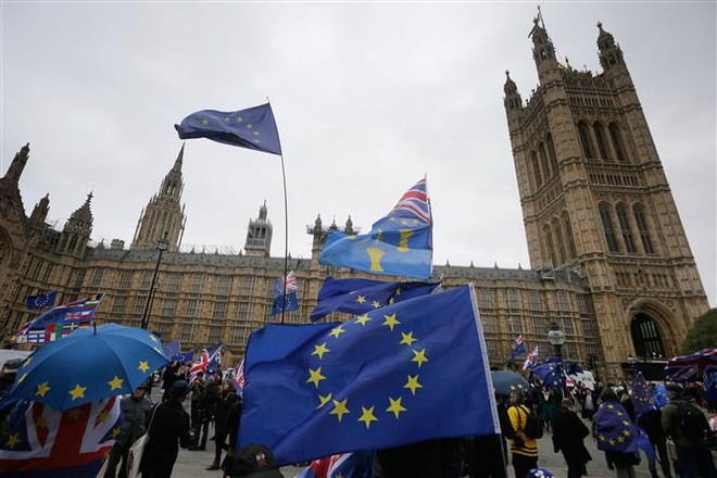 Nhiều nước EU chuẩn bị kế hoạch ứng phó kịch bản "Brexit cứng" ảnh 1