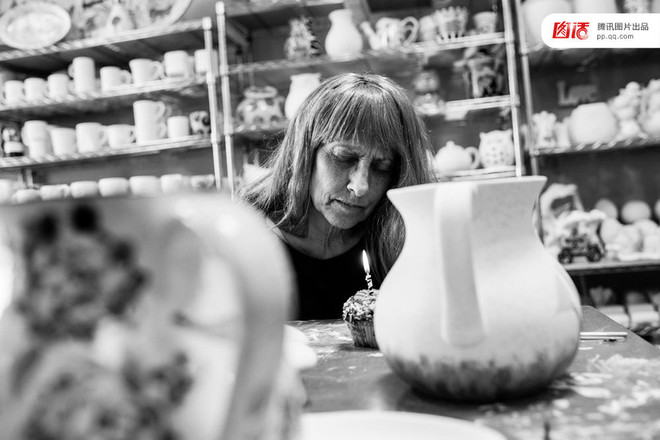 Tình yêu của cặp vợ chồng bị ung thư qua những bức ảnh của con gái ảnh 13