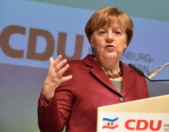 Nga bác nhận định của bà Merkel về chiến dịch không kích ở Syria ảnh 1