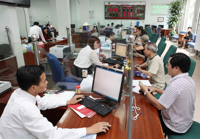 Hà Nội: Điều tra vụ cướp ngân hàng trên phố Trần Đại Nghĩa ảnh 1