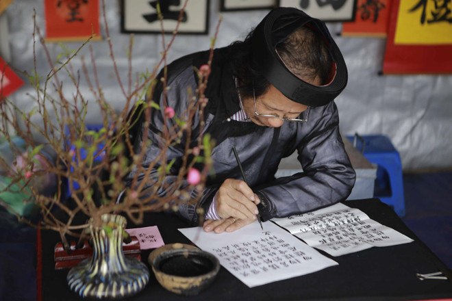 Giới trẻ Thủ đô hào hứng với Hội chữ Xuân Bính Thân 2016 ảnh 1