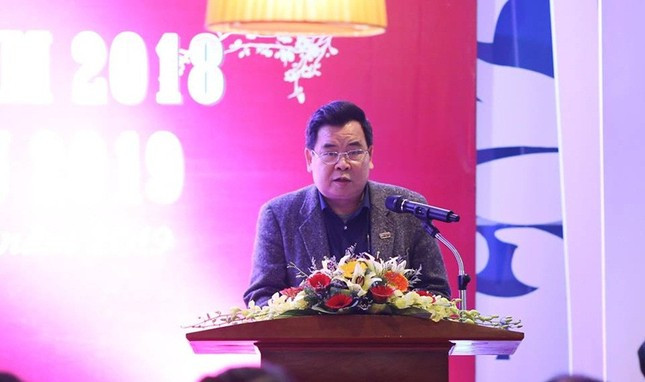 Bắt tạm giam nguyên Phó Tổng Biên tập một tạp chí về tội lừa đảo ảnh 1