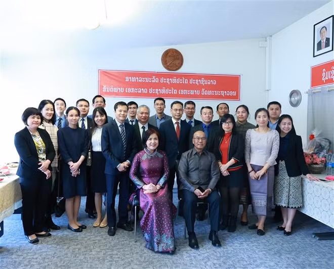 Thắt chặt tình hữu nghị giữa phái đoàn Việt Nam-Lào tại Geneva ảnh 2
