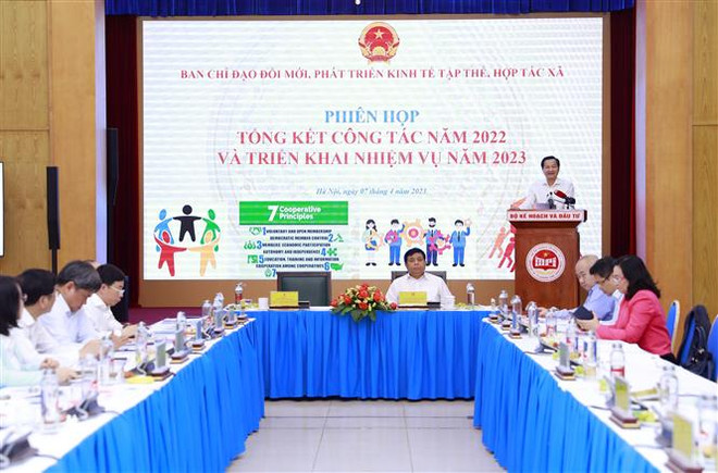 Phó Thủ tướng Lê Minh Khái, Trưởng Ban Chỉ đạo Đổi mới, phát triển kinh tế tập thể, hợp tác xã phát biểu chỉ đạo. (Ảnh: An Đăng/TTXVN) Thúc đẩy khu vực hợp tác xã nông nghiệp phát triển mạnh mẽ hơn ảnh 1