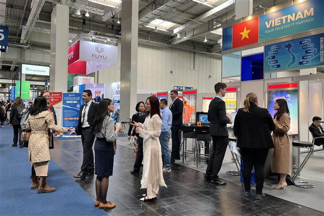 Nhiều doanh nghiệp Việt Nam tham dự Hội chợ Công nghiệp Hannover ở Đức ảnh 1