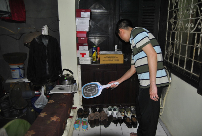 16.000 người dân tại Hà Nội khốn khổ sống chung với... muỗi ảnh 1