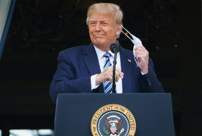 Ông Biden thắng tại Washington, California, ông Trump giành Florida ảnh 1