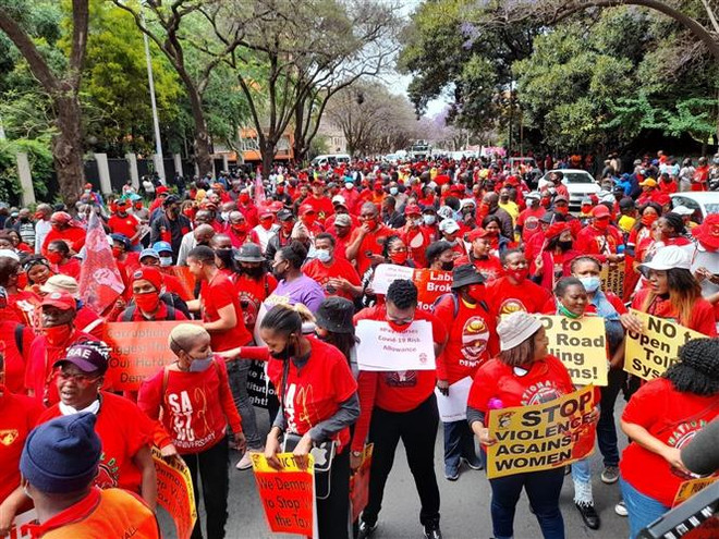 Nghiên cứu về xu hướng biểu tình bạo lực trong xã hội đương đại ảnh 1