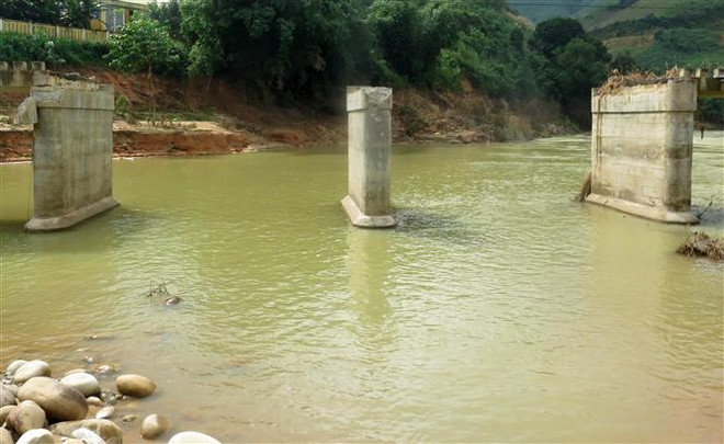 Cảnh báo lũ trên các sông từ Quảng Ngãi đến Phú Yên tiếp tục lên ảnh 1