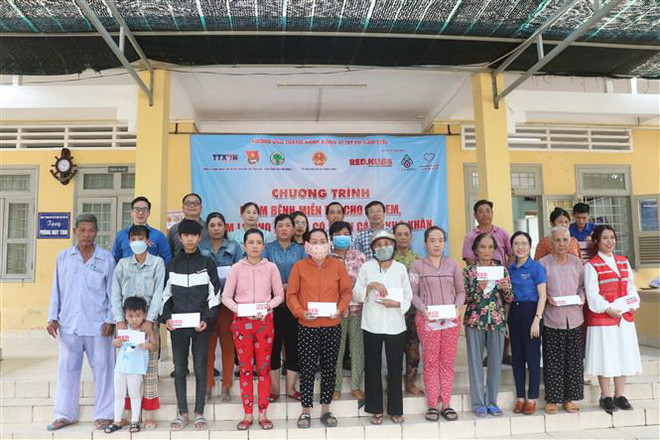 TTXVN hỗ trợ tầm soát dinh dưỡng cho 300 trẻ em khó khăn ở Bến Tre ảnh 2