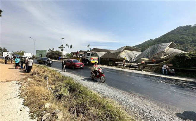 Đà Lạt: Liên tục xảy ra tai nạn giao thông trên đèo Mimosa ảnh 1