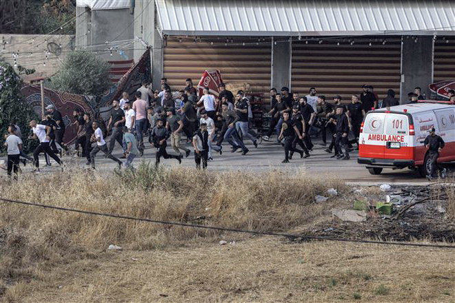 Israel và Palestine thảo luận tình hình bạo lực ở Bờ Tây ảnh 1