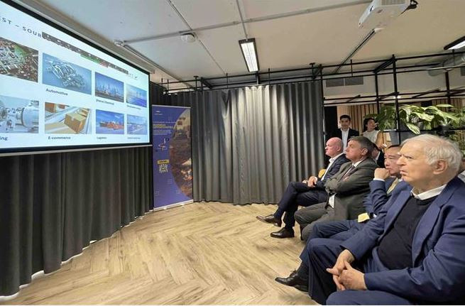 Tăng cường hợp tác Việt Nam-Bỉ trong lĩnh vực cảng biển ảnh 2