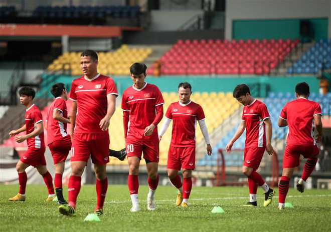AFF Suzuki Cup 2018: Thời tiết không ủng hộ đội tuyển Việt Nam ảnh 1