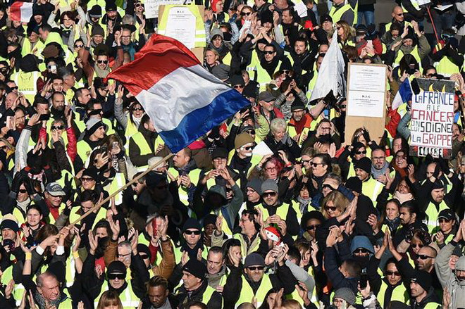 Pháp: Không có dấu hiệu cho thấy Nga liên quan tới biểu tình Áo vàng ảnh 1