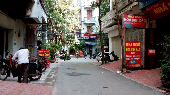 "Tá hỏa" vì khách nam nhảy lầu, khách nữ chết trong phòng ảnh 1