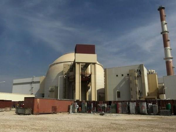 Nhà máy điện hạt nhân Bushehr. (Nguồn: AP) Iran tuyên bố sẽ giảm cam kết với thỏa thuận hạt nhân kể từ tháng 7 ảnh 1