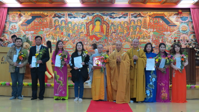 Đại lễ cầu an và công nhận Hội Phật tử Việt Nam tại Hàn Quốc ảnh 2