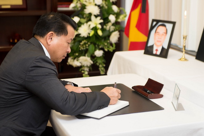 Bạn bè quốc tế tại Mỹ đến viếng nguyên Thủ tướng Phan Văn Khải ảnh 4