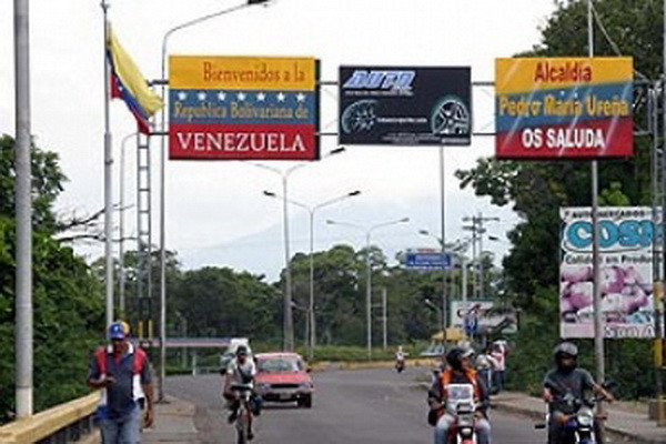 Biên giới Venezuela và Colombia. (Nguồn: venezuelanalysis.com) Venezuela tố phần tử cực hữu Colombia thâm nhập bất hợp pháp ảnh 1