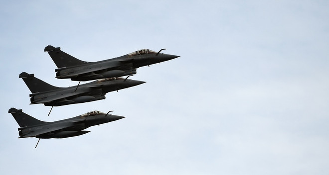 Pháp chuẩn bị bàn giao cho Ai Cập 3 máy bay chiến đấu Rafale ảnh 1