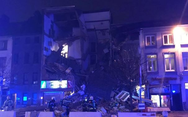 Nổ lớn khiến nhiều tòa nhà bị sập tại Bỉ, 14 người bị thương ảnh 1