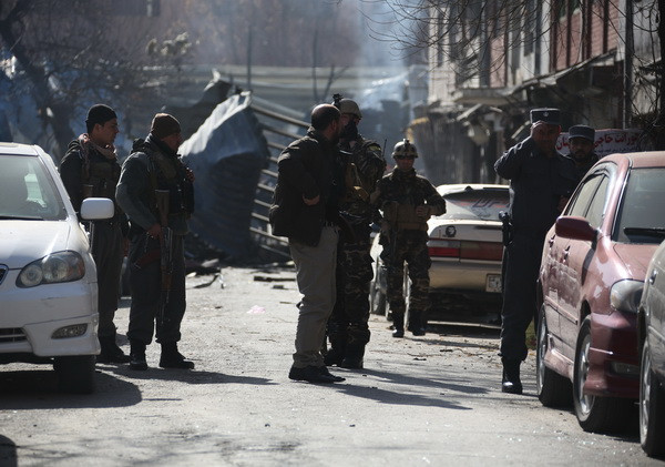 Tổng thống Afghanistan Ashraf Ghani lên án vụ nổ bom xe tại Kabul ảnh 1