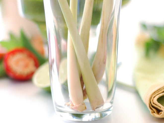 Có ai ngờ củ sả bình dân là thế lại có thể giúp da đẹp hơn? ảnh 2