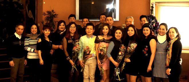 Người Việt ở Séc quyên góp 1 tỷ đồng ủng hộ đồng bào bị bão lũ ảnh 2