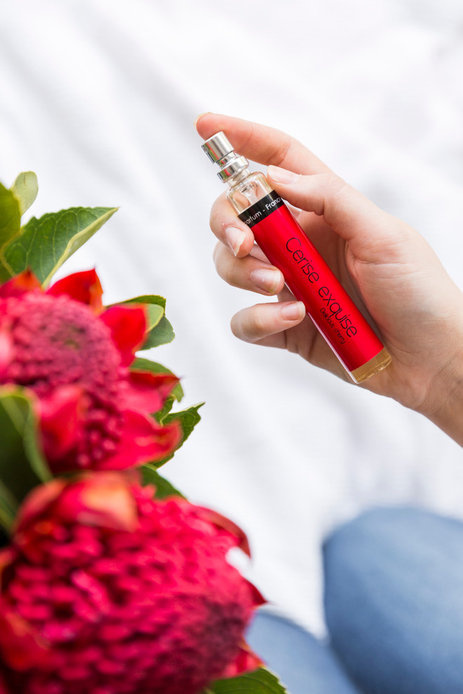 Những mùi nước hoa quyến rũ mang mùa Xuân đến bên các cô gái ảnh 3