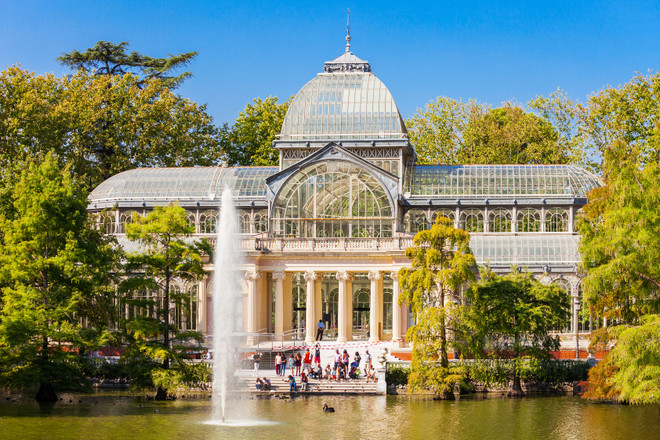 Vẻ đẹp lung linh của Cung điện pha lê Palacio de Cristal, Tây Ban Nha. (Nguồn: Vietnam+) Kiến trúc sang trọng độc đáo của dinh thự ánh sáng Garden Palace ảnh 1