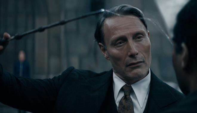 20 năm Harry Potter: Ngoại truyện về Dumbledore tung trailer đầu tiên ảnh 1