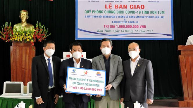 Kon Tum: Tiếp nhận trang thiết bị y tế hỗ trợ phòng, chống dịch ảnh 1