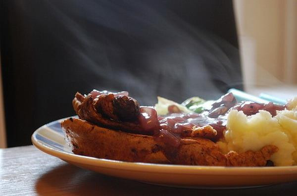 [Video] Nguy cơ ung thư thực quản từ thói quen ăn và uống đồ nóng ảnh 1