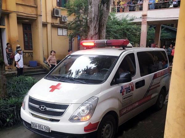 [Video] Vụ thanh chắn bêtông rơi ở trường học: 1 học sinh tử vong ảnh 1