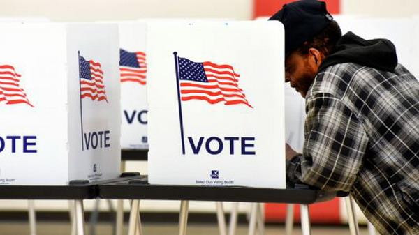 Vấn đề hàng đầu trong cuộc chạy đua tổng thống Mỹ năm 2020 ảnh 1