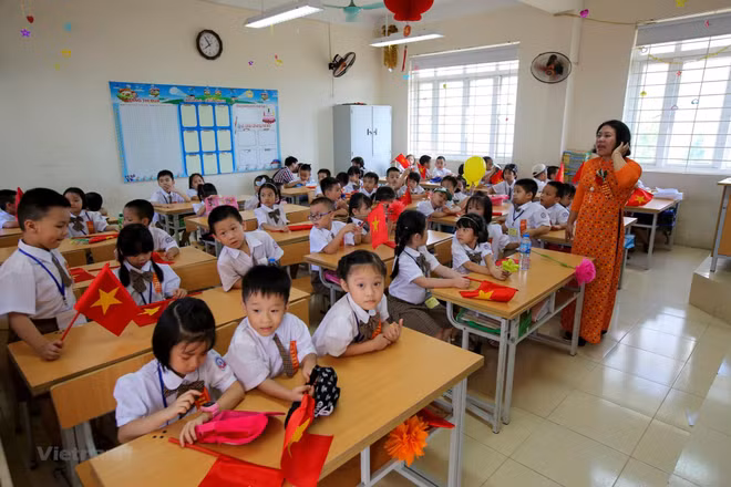 [Video] 100% học sinh lớp 1 học 2 buổi mỗi ngày từ năm học 2020 ảnh 1