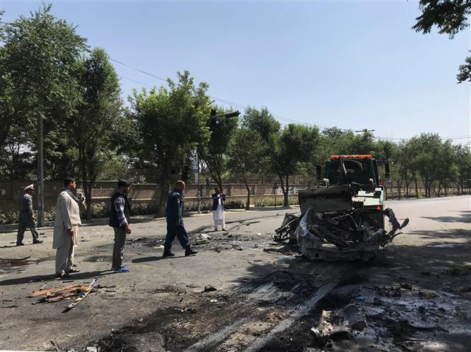 Tổng thống Trump tuyên bố 'xóa sổ Afghanistan khỏi Trái Đất' ảnh 1