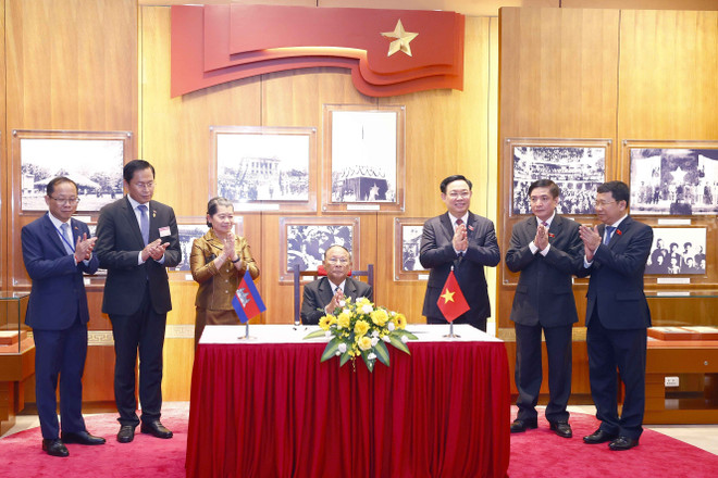 Tạo động lực mới quan trọng cho quan hệ hai nước Việt Nam-Campuchia ảnh 2
