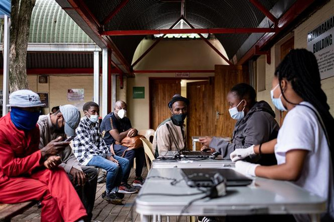 Nam Phi xác nhận phát hiện dòng phụ mới của biến thể Omicron ảnh 1