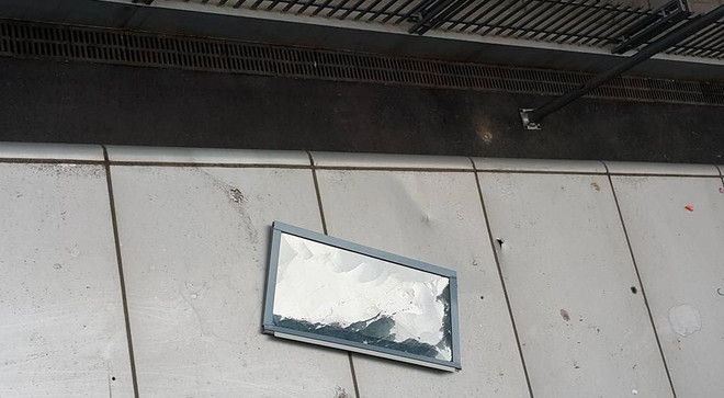 Hà Nội: Chung cư vận hành 8 tháng, hai lần "rụng" cánh cửa sổ ảnh 2