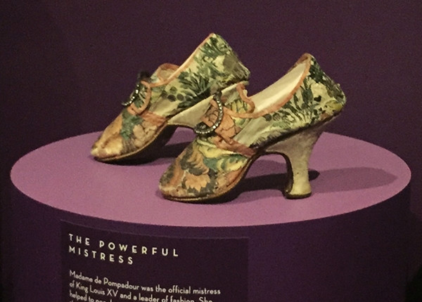 "Khoái cảm và niềm đau" trong những đôi giày độc nhất vô nhị ảnh 7