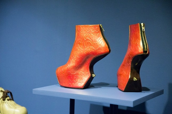 "Khoái cảm và niềm đau" trong những đôi giày độc nhất vô nhị ảnh 13