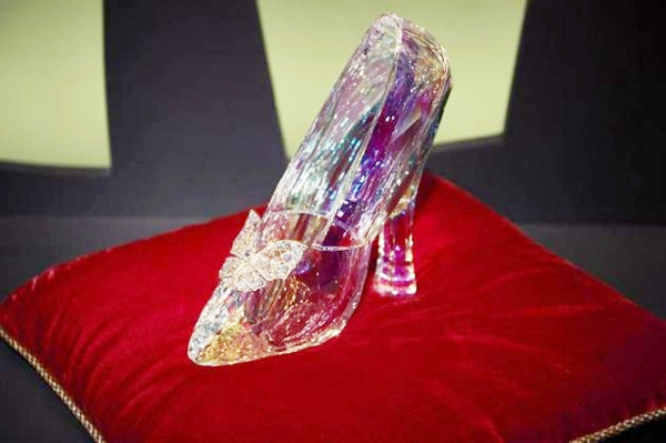 "Khoái cảm và niềm đau" trong những đôi giày độc nhất vô nhị ảnh 2