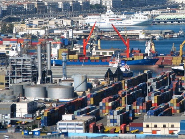 Algeria thâm hụt thương mại hơn 8 tỷ USD trong 7 tháng ảnh 1