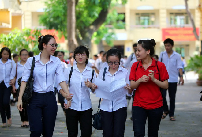 "Không nên lấy một lúc toàn bộ học sinh ra để làm thí điểm" ảnh 1
