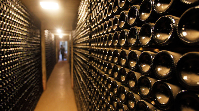 Phát hiện chất độc gây vô sinh trong rượu nhập khẩu từ Mỹ ảnh 1