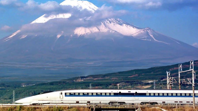Shinkansen_2.JPG