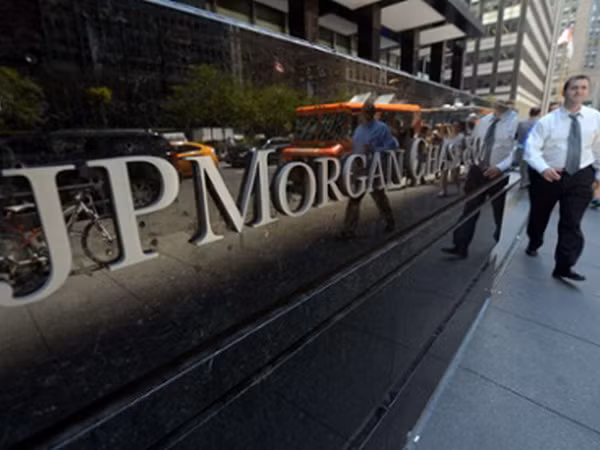 JPMorgan Chase chịu phạt số tiền kỷ lục 13 tỷ USD ảnh 1