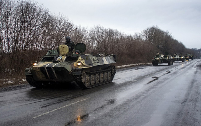 Mỹ cân nhắc việc cung cấp tên lửa chống tăng cho Ukraine ảnh 1